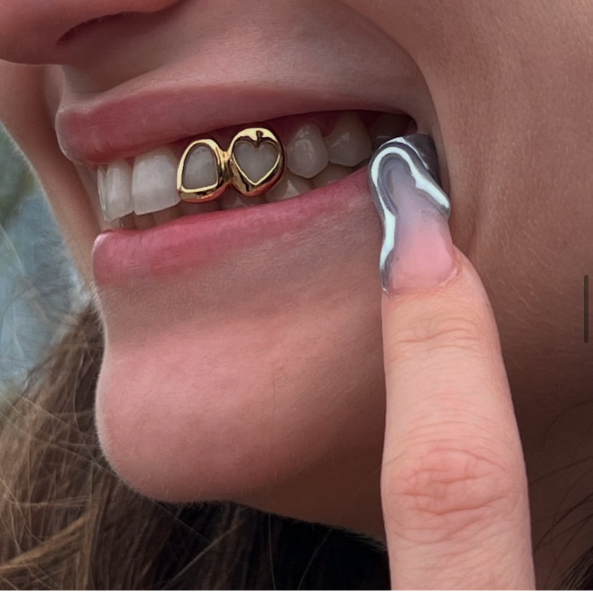 Window and Heart Cap