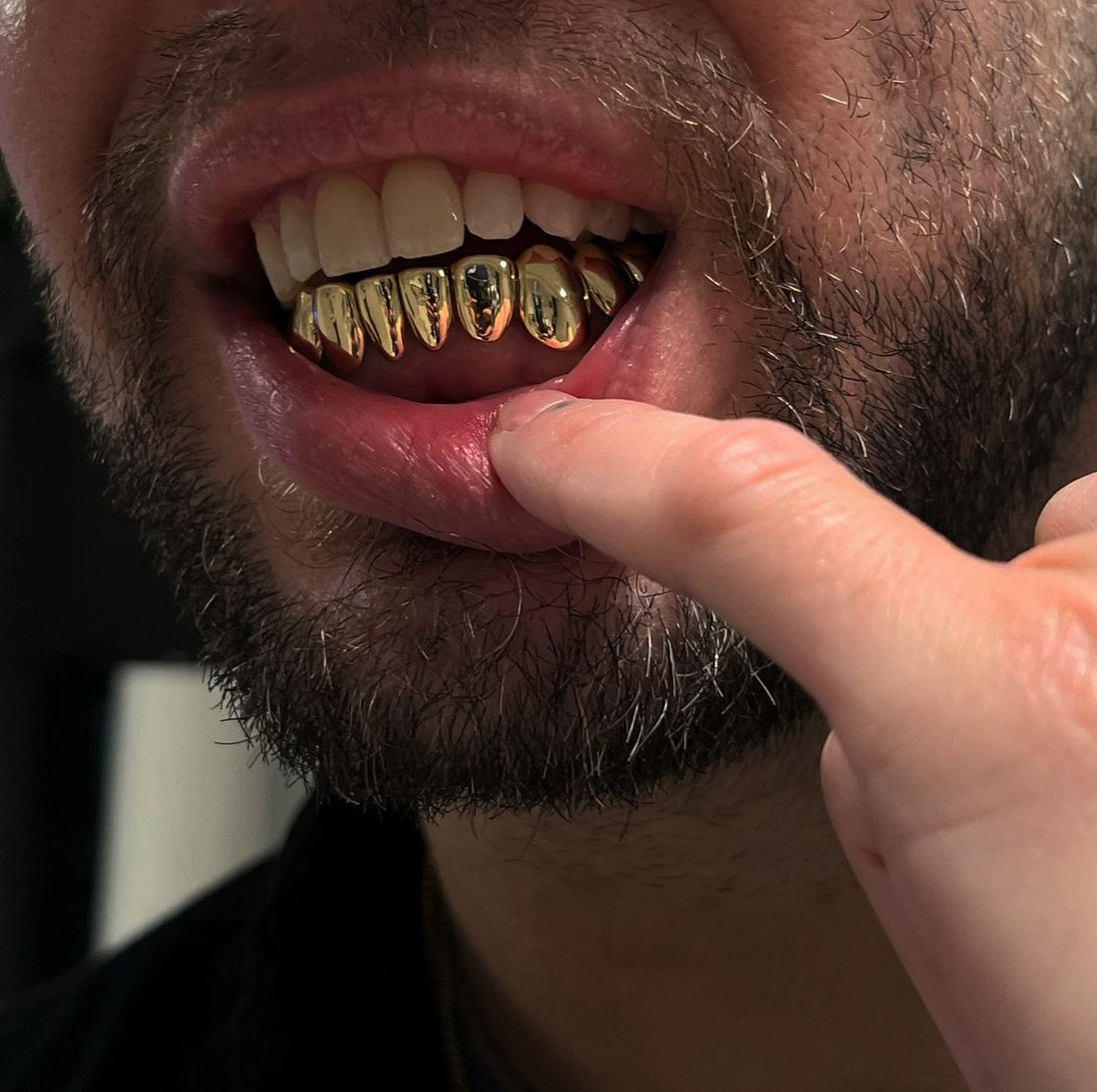 Lower 8  Set of Grillz