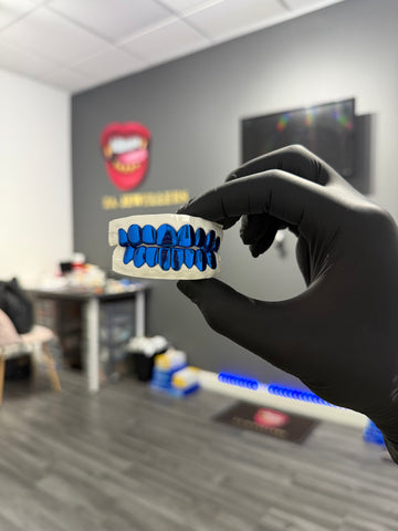 Blue Grillz set 8 on 8