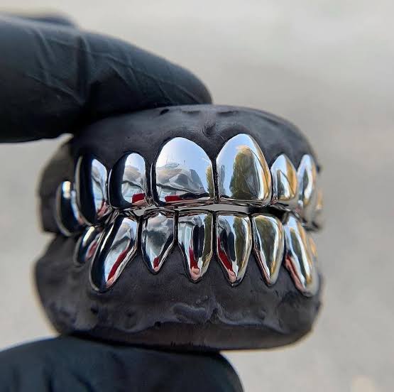 Six Set of Grillz