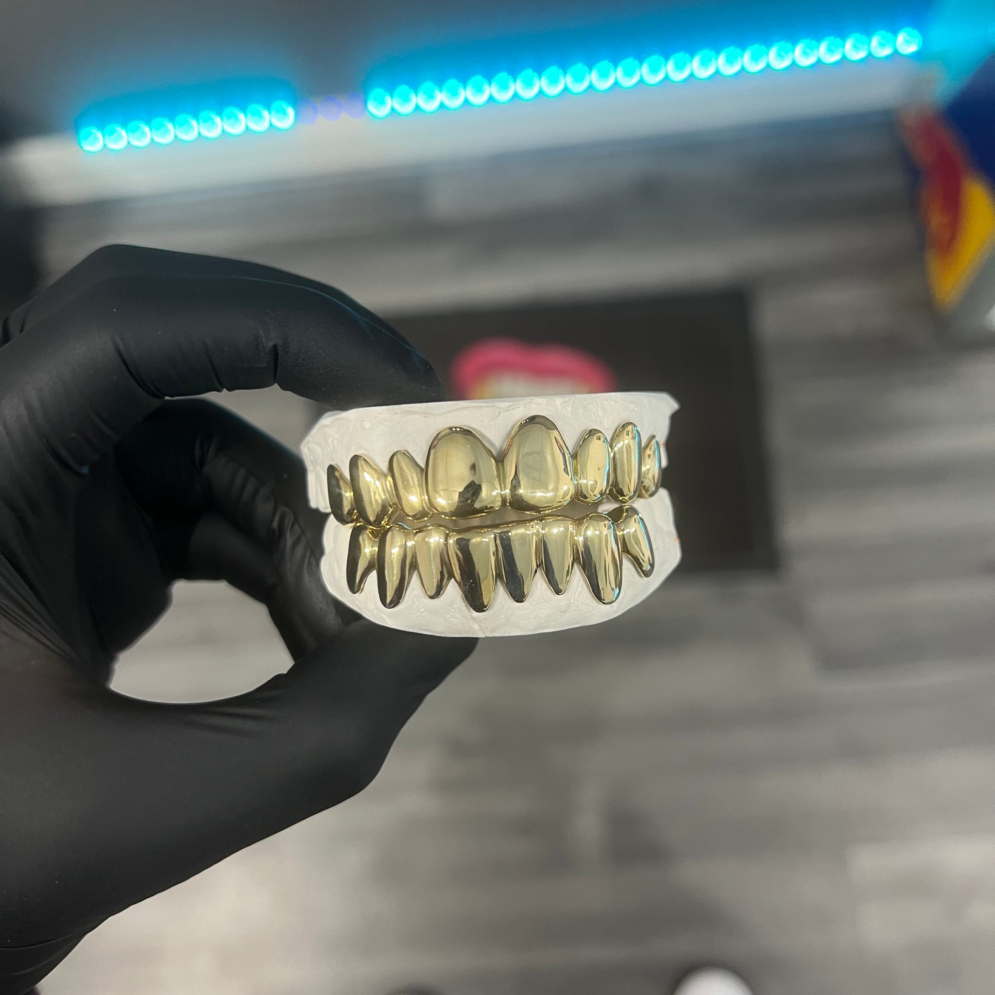 Top 8 bottom 8 Gold grillz
