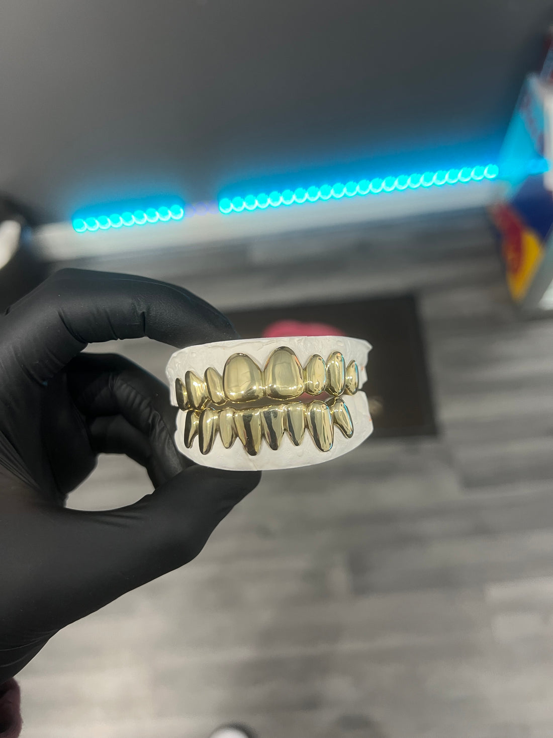 Top 8 bottom 8 Gold grillz