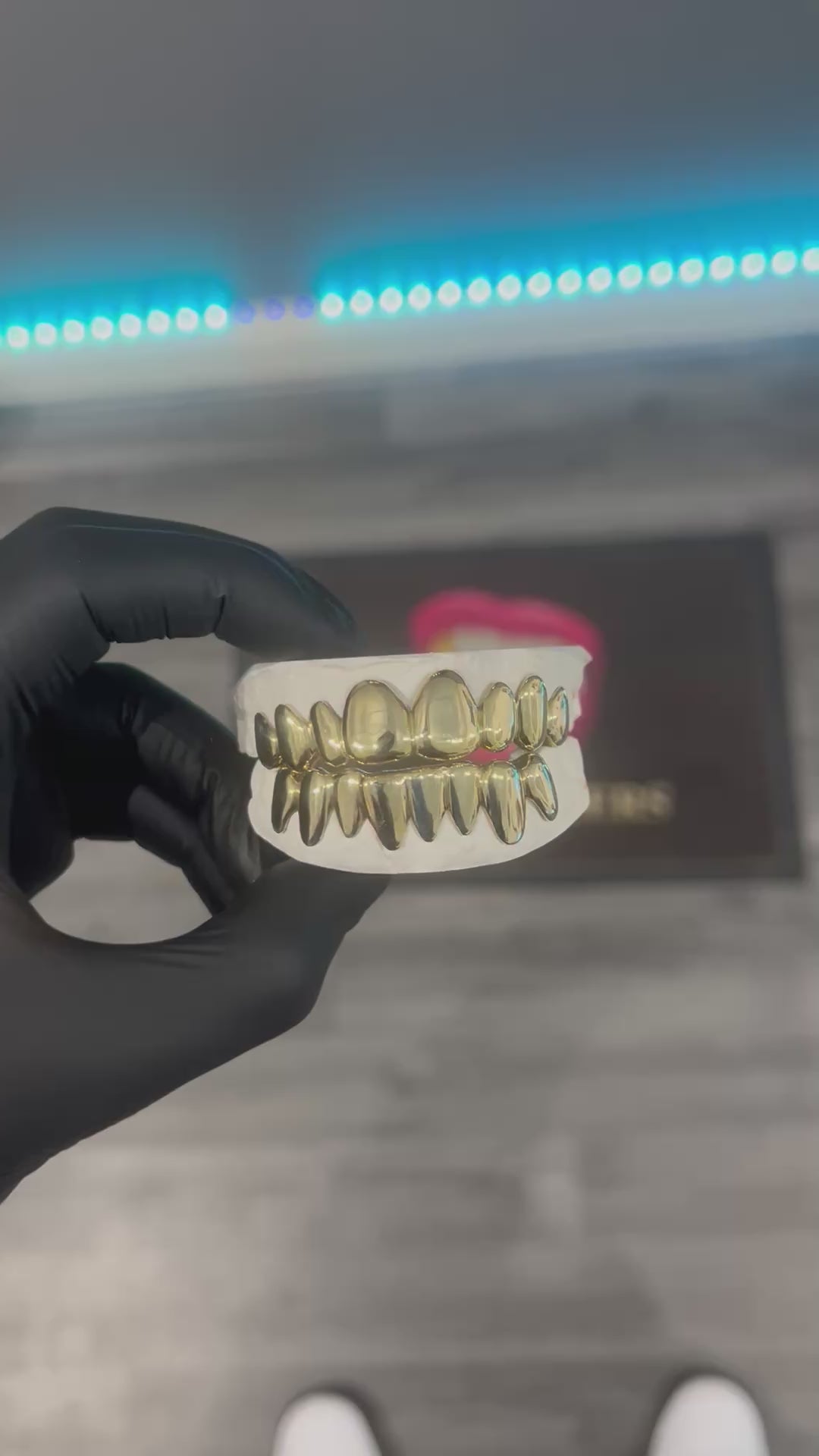 Top 8 bottom 8 Gold grillz