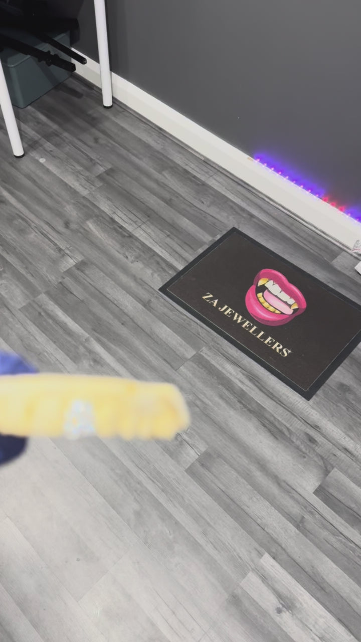 Iced out tooth