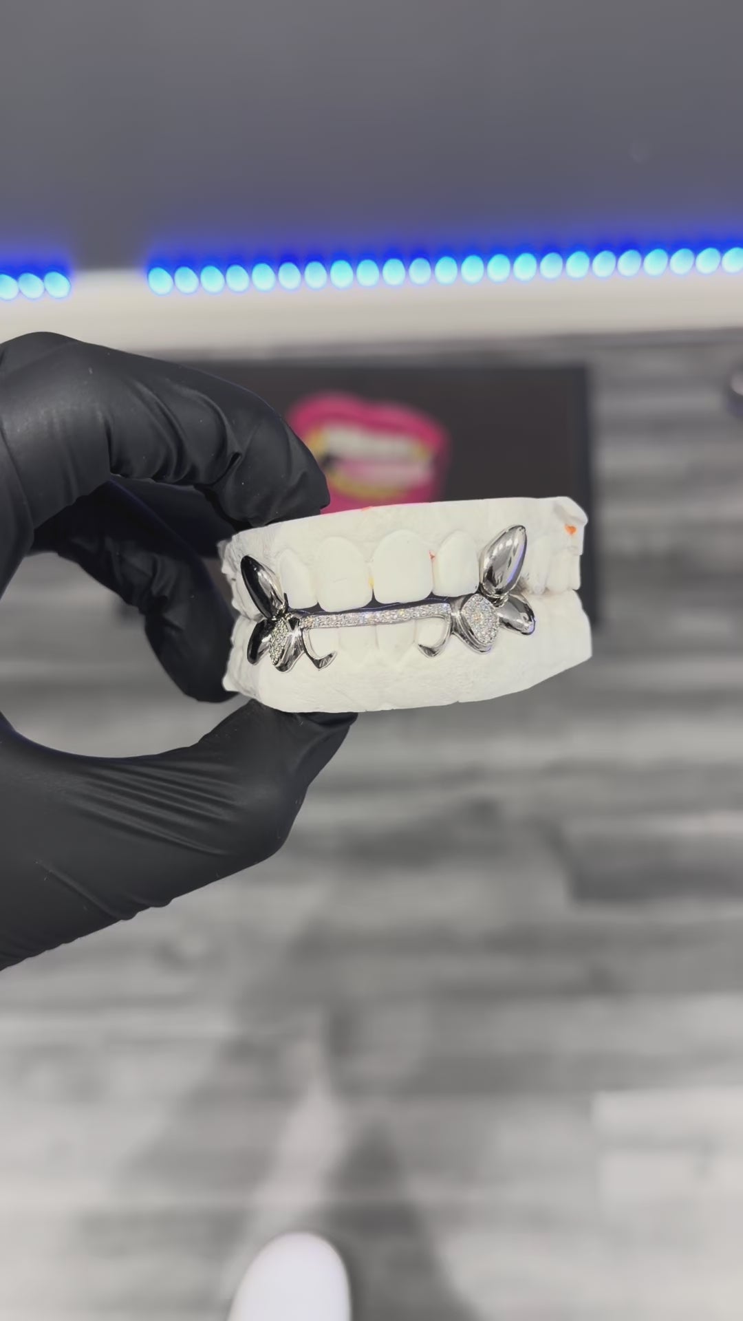 Top 2 plain & bottom 8 vvs custom set Grillz