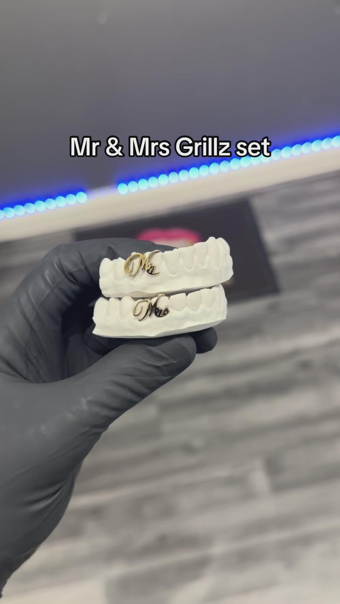 Mr & Mrs set